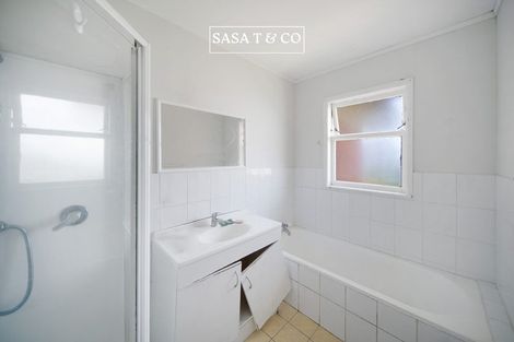 Photo of property in 43a Vine Street, Mangere East, Auckland, 2024