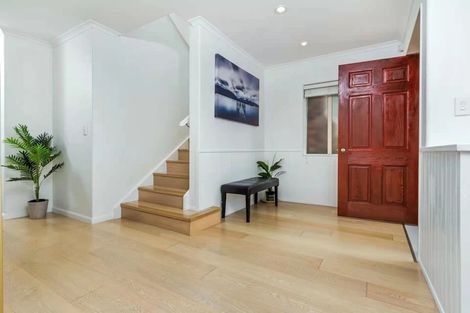 Photo of property in 18 St Clair Place, Browns Bay, Auckland, 0630