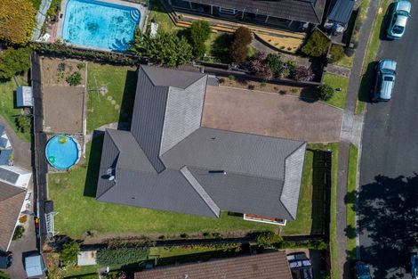 Photo of property in 5 Cathray Place, Matua, Tauranga, 3110