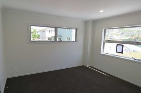 Photo of property in 4/50 Banbury Crescent, Fairfield, Hamilton, 3214