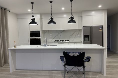 Photo of property in 21 Reserva Crescent, Kumeu, 0810