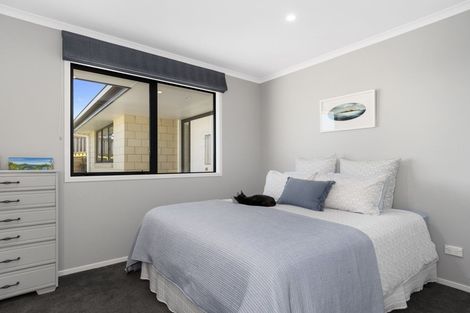 Photo of property in 3 Herring Place, Omokoroa, 3114