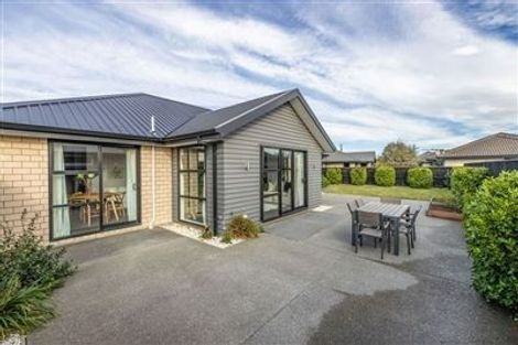 Photo of property in 135 Bibiana Street, Aidanfield, Christchurch, 8025