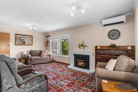 Photo of property in 25 Whaka Street, Maungaturoto, 0520