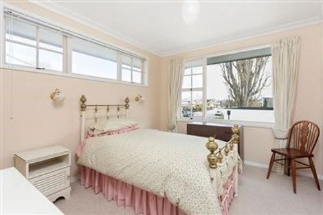 Photo of property in 11 Daresbury Lane, Fendalton, Christchurch, 8014