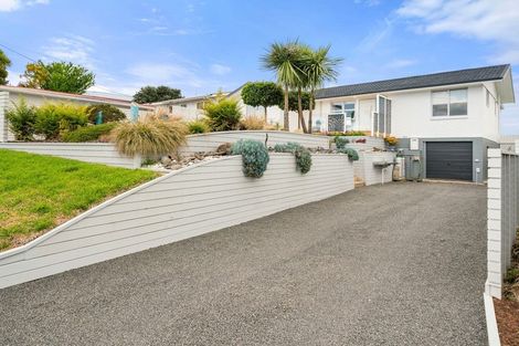 Photo of property in 16 Mcdonnell Street, Omokoroa, 3114