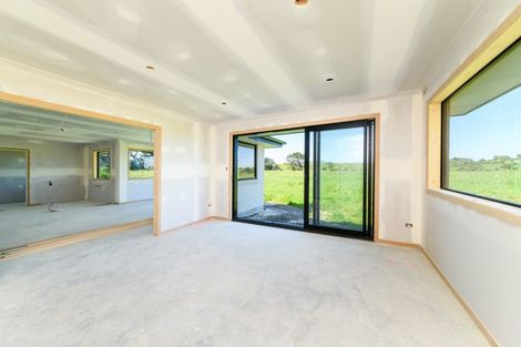 Photo of property in 270 Valley Views, Fitzherbert, Palmerston North, 4472