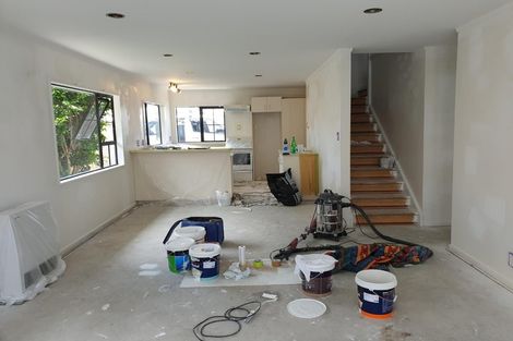 Photo of property in 2/96 Cambridge Terrace, Waterloo, Lower Hutt, 5011