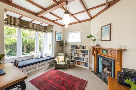 Photo of property in 135 Russell Street, Palmerston North, 4414