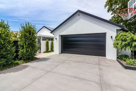 Photo of property in 212 Matsons Avenue, Papanui, Christchurch, 8053