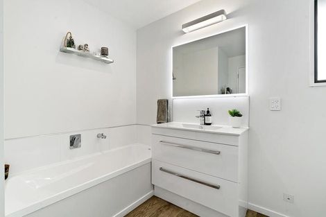 Photo of property in 6 Marsh Place, Cromwell, 9310