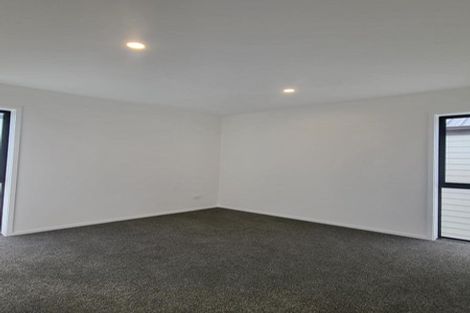 Photo of property in 34 Cessna Crescent, Mangere, Auckland, 2022