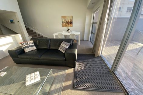 Photo of property in Boulder Apartments, 18 Buller Street, New Plymouth, 4310