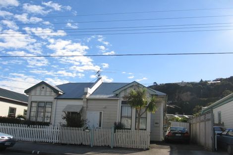 Photo of property in 11 Riddlers Crescent, Petone, Lower Hutt, 5012