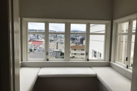Photo of property in 8/1 Earls Terrace, Mount Victoria, Wellington, 6011