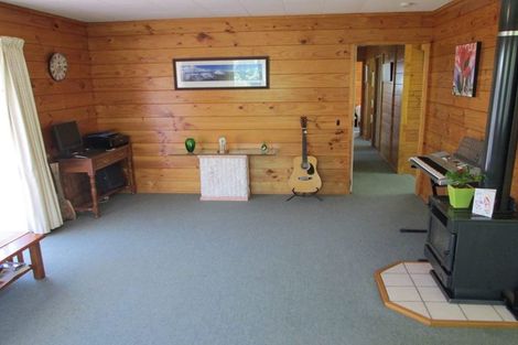 Photo of property in 82 Taupahi Road, Turangi, 3334