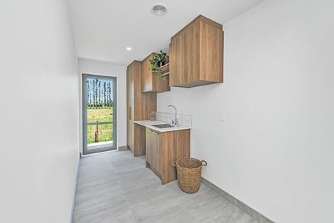 Photo of property in 55 Suffolk Drive, Kirwee, 7571