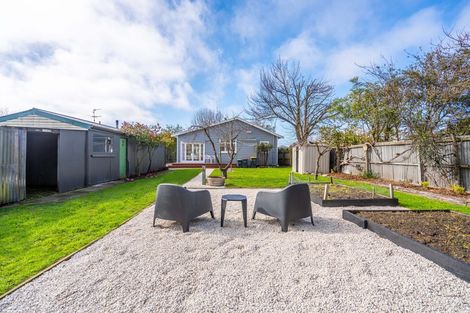 Photo of property in 35 Stapletons Road, Richmond, Christchurch, 8013