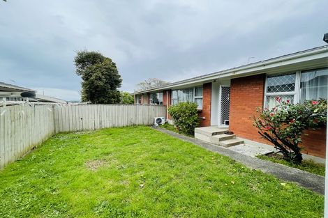 Photo of property in 4 Ruawai Road, Mount Wellington, Auckland, 1060