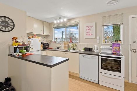 Photo of property in 6/73 Mathesons Road, Phillipstown, Christchurch, 8011