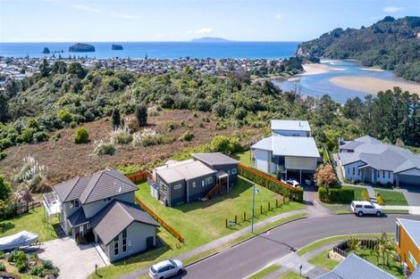 Photo of property in 102 Estuary View, Whangamata, 3620