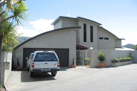 Photo of property in 24 Seaview Crescent, Picton, 7220
