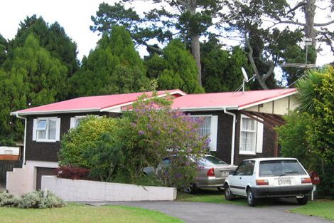 Photo of property in 88 Glendene Avenue, Glendene, Auckland, 0602