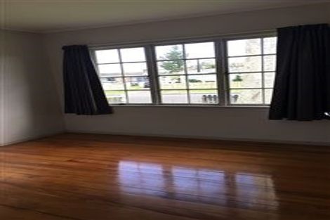 Photo of property in 8 Cargill Street, Papakura, 2110