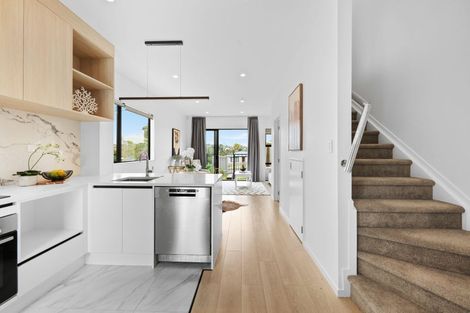 Photo of property in 3/25 Abbotleigh Avenue, Te Atatu Peninsula, Auckland, 0610