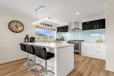 Photo of property in 21 O Ruamano Crescent, Pukekohe, 2120