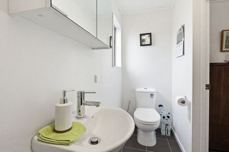 Photo of property in 29 Bridge Street, Southbridge, 7602