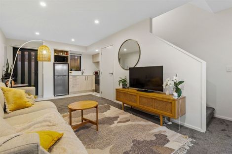 Photo of property in 8/45 Vera Road, Te Atatu South, Auckland, 0610