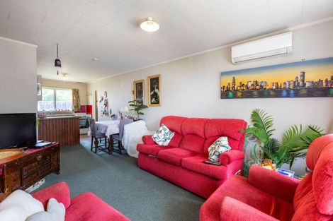 Photo of property in 15b Queen Street, Dannevirke, 4930