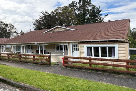 Photo of property in 3 Hay Street, Shannon, Palmerston North, 4474