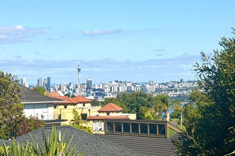 Photo of property in 132 Porritt Avenue, Chatswood, Auckland, 0626