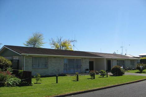 Photo of property in 2/655 Rickit Road, Te Awamutu, 3800