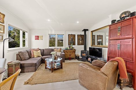 Photo of property in 25 Harbour View Road, Point Wells, Warkworth, 0986