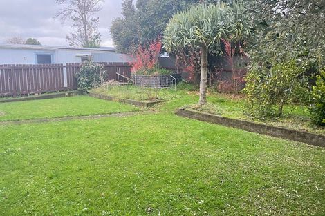 Photo of property in 211 Omata Road, Spotswood, New Plymouth, 4310