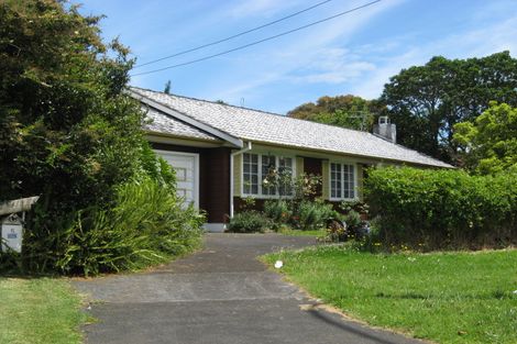 Photo of property in 1 Mckenzie Road, Mangere Bridge, Auckland, 2022