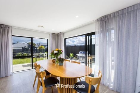 Photo of property in 13 Castletown Street, Wallaceville, Upper Hutt, 5018
