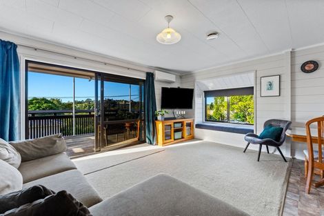 Photo of property in 1/122 Verran Road, Birkdale, Auckland, 0626