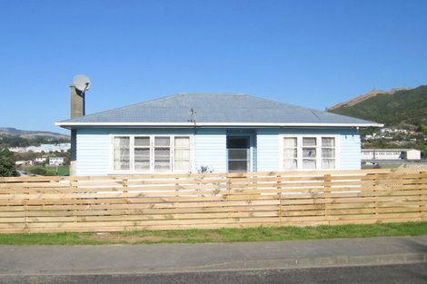 Photo of property in 17 Nohorua Street, Takapuwahia, Porirua, 5022