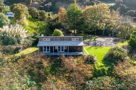 Photo of property in 755 Main North Road, Bay View, Napier, 4182