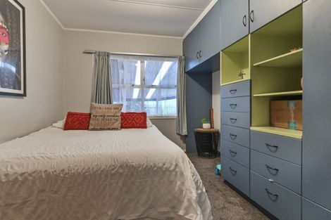 Photo of property in 30 Folkestone Drive, Flaxmere, Hastings, 4120