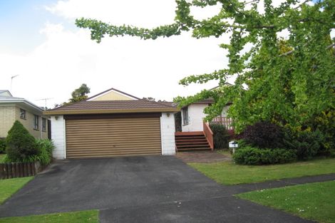 Photo of property in 6 Syntax Place, Conifer Grove, Takanini, 2112