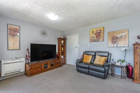 Photo of property in 3/7a Curletts Road, Sockburn, Christchurch, 8042