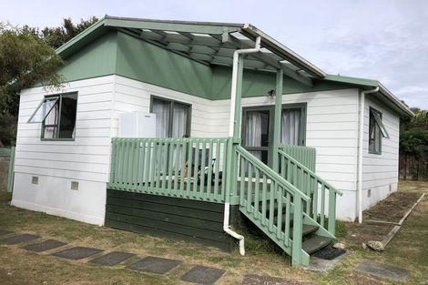 Photo of property in 4 Clarkes Crescent, Paekakariki, 5034