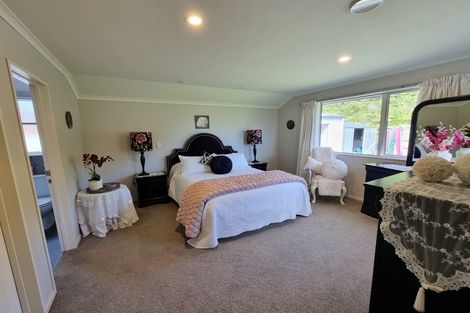 Photo of property in 20 Westvale Drive, Greymouth, 7805