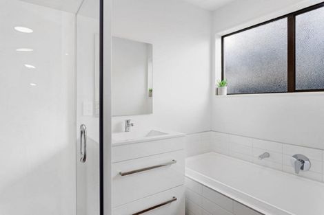 Photo of property in 1/91 Beachville Road, Redcliffs, Christchurch, 8081