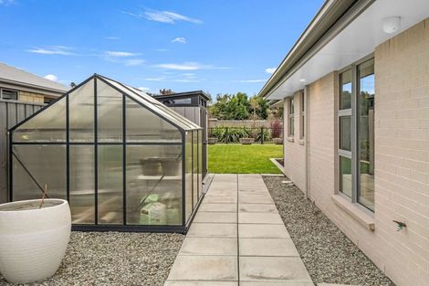 Photo of property in 4 Hunter Lane, Amberley, 7410